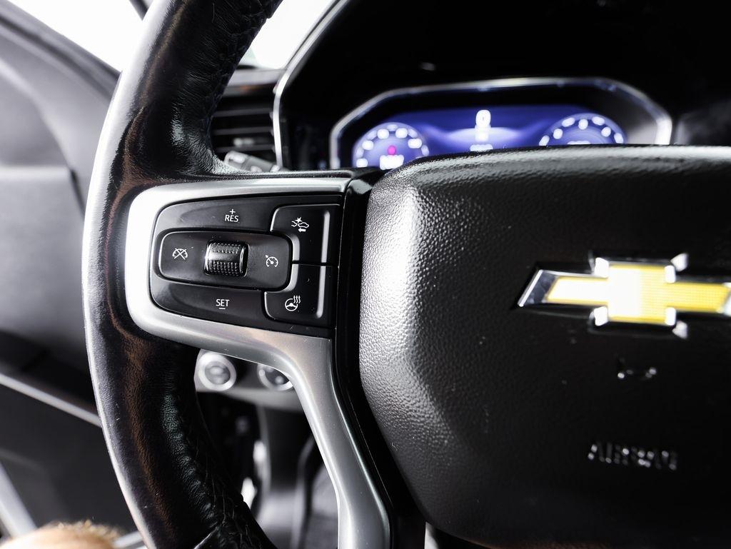 Chevrolet Silverado 1500 4WD Crew Cab 147" LT w/1LT 2022