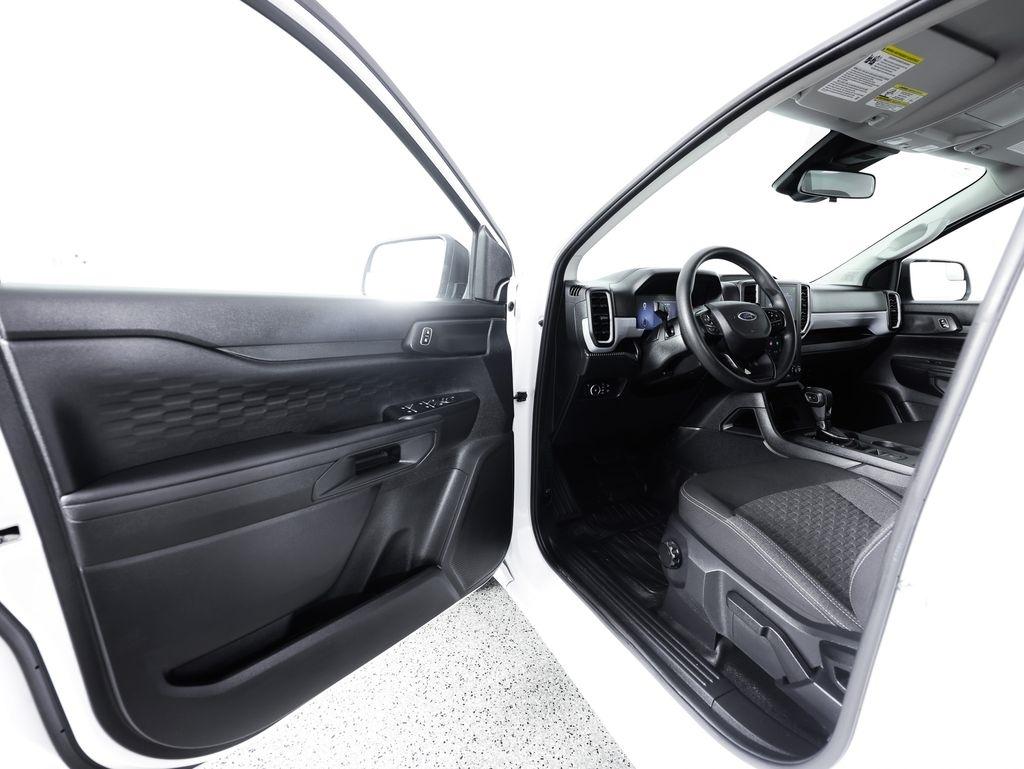 Ford Ranger XL 4WD SuperCrew 5' Box 2025