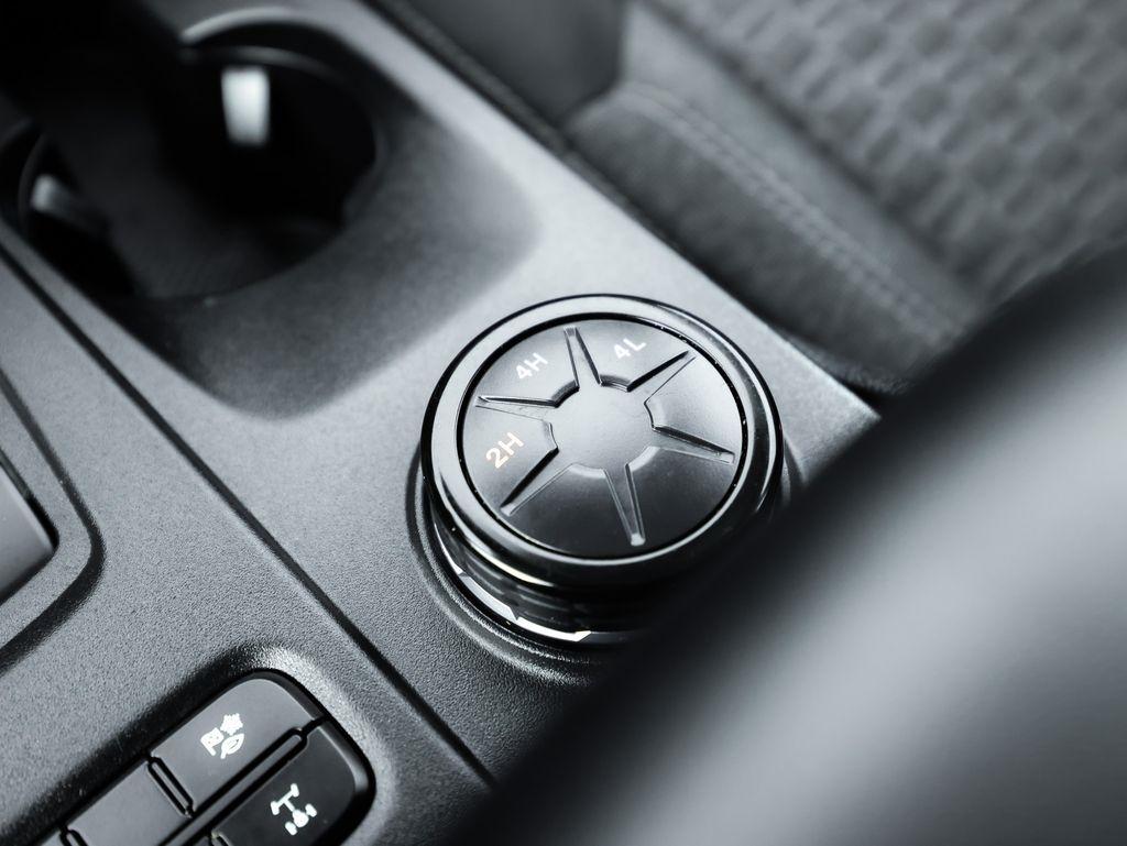 Ford Ranger XL 4WD SuperCrew 5' Box 2025