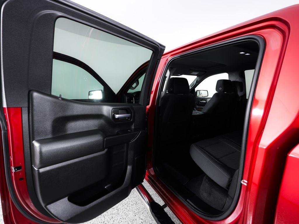 Chevrolet Silverado 1500 4WD Crew Cab 147" LT 2020