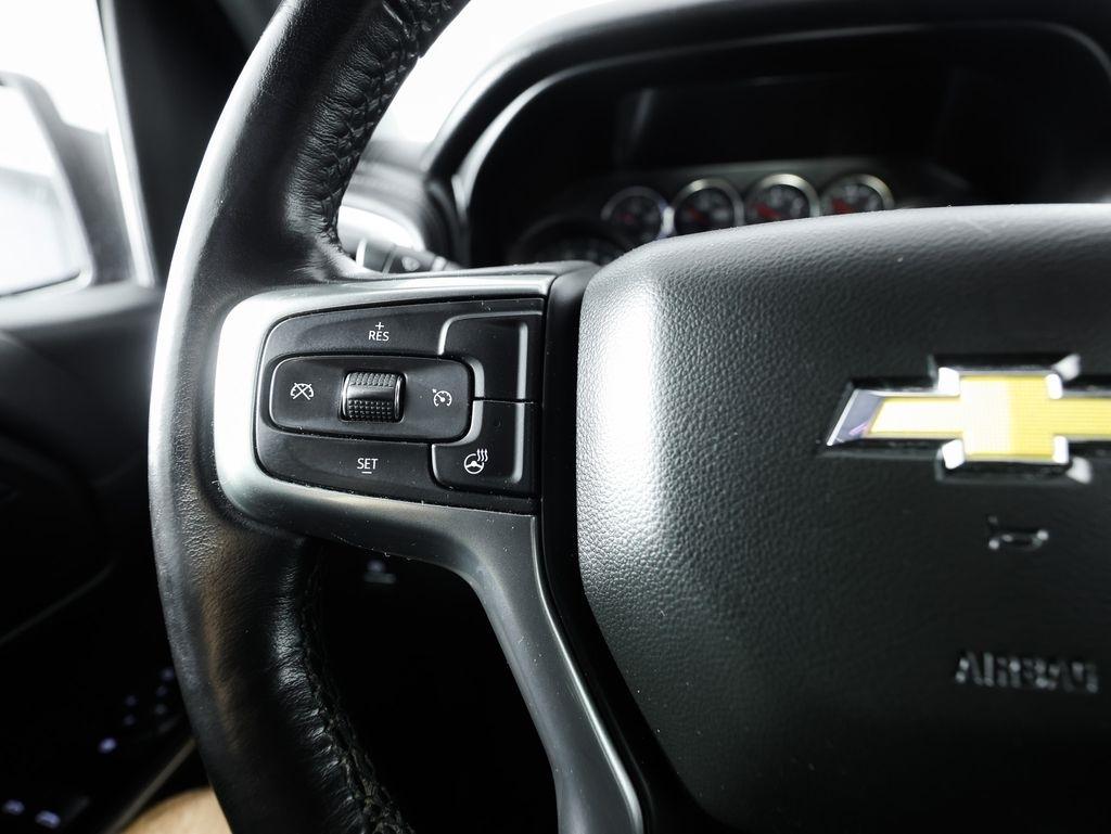 Chevrolet Silverado 1500 4WD Crew Cab 147" LT 2020