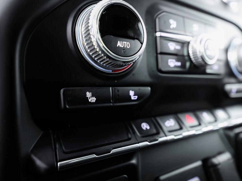 GMC Sierra 1500 4WD Crew Cab 147" Elevation w/3SB 2021