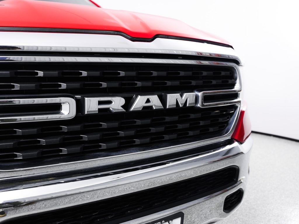 RAM 1500 Big Horn 4x4 Crew Cab 5'7" Box 2022