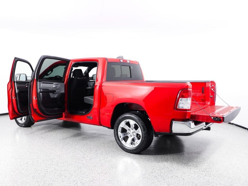 RAM 1500 Big Horn 4x4 Crew Cab 5'7" Box 2022