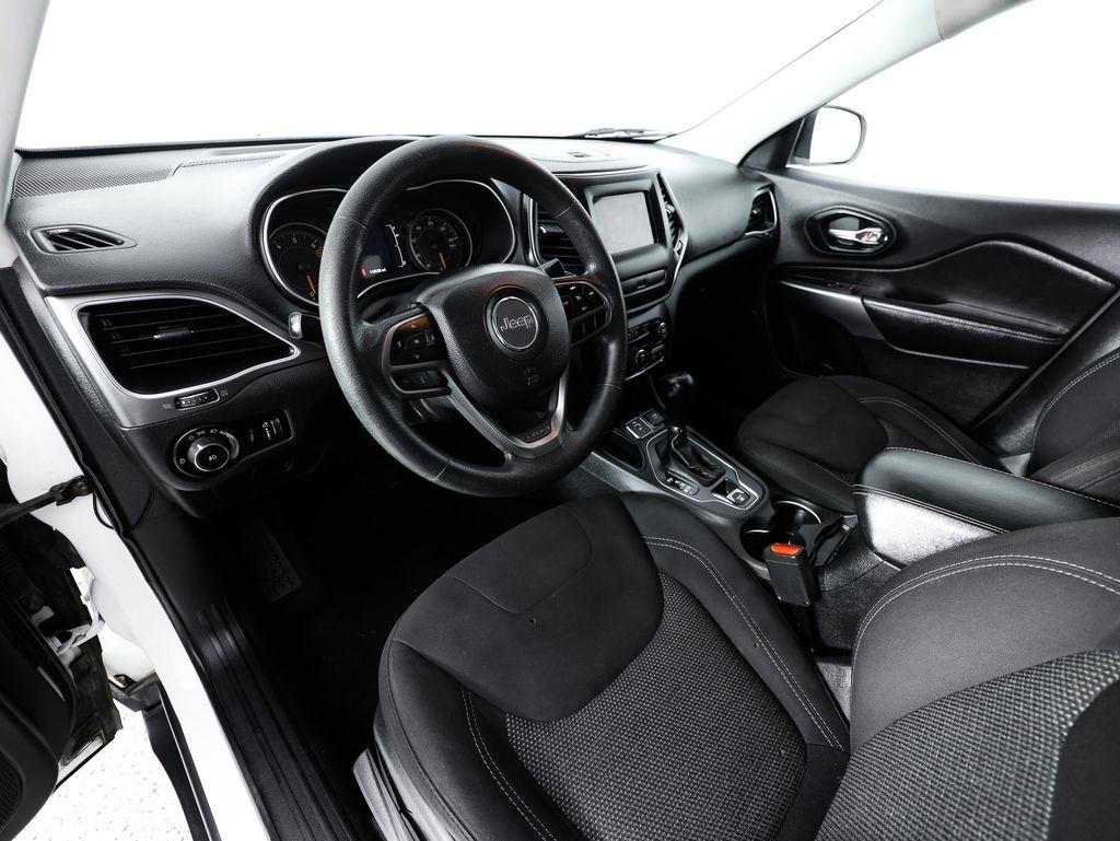 Jeep Cherokee Latitude FWD 2019