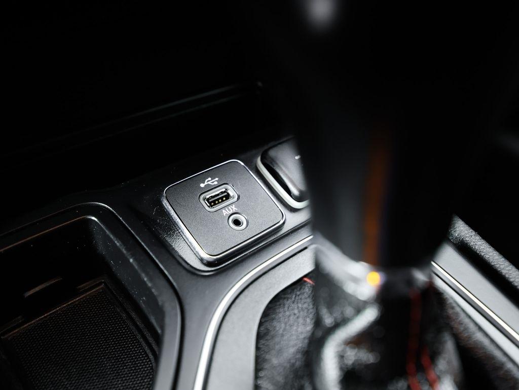 Jeep Cherokee Latitude FWD 2019
