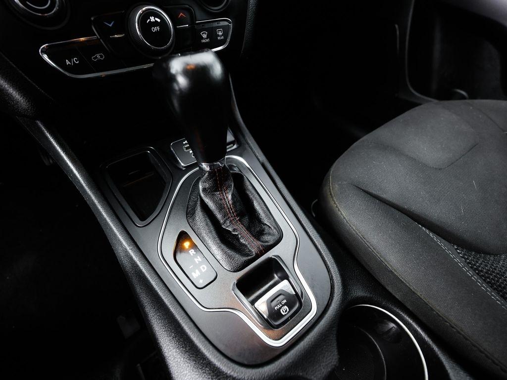 Jeep Cherokee Latitude FWD 2019