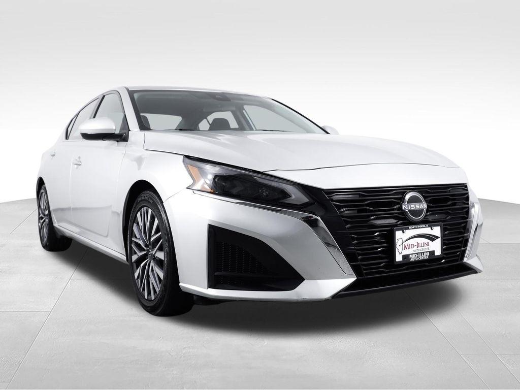 Nissan Altima 2.5 SV Sedan 2023