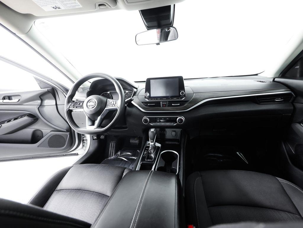 Nissan Altima 2.5 SV Sedan 2023