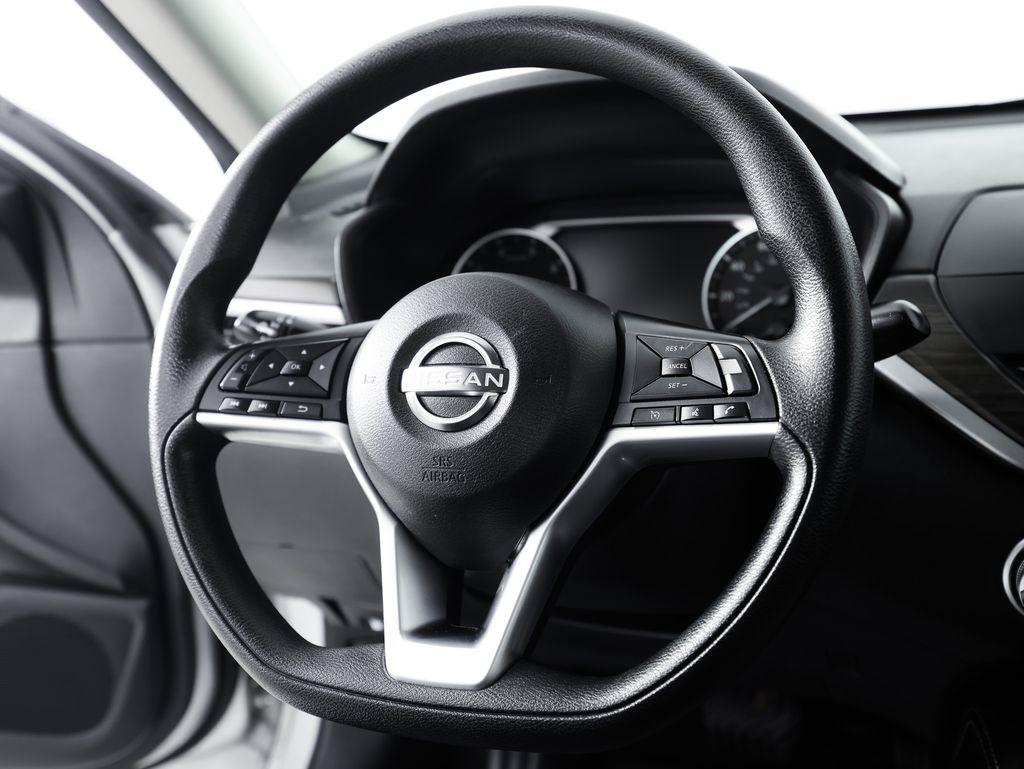 Nissan Altima 2.5 SV Sedan 2023