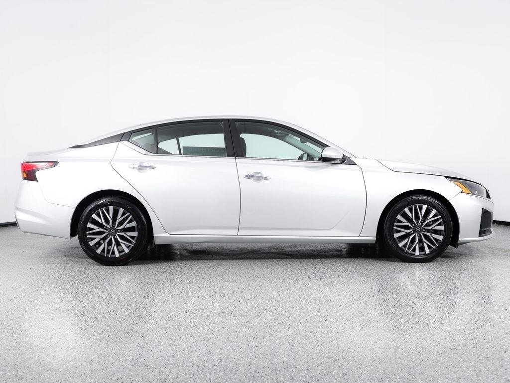Nissan Altima 2.5 SV Sedan 2023