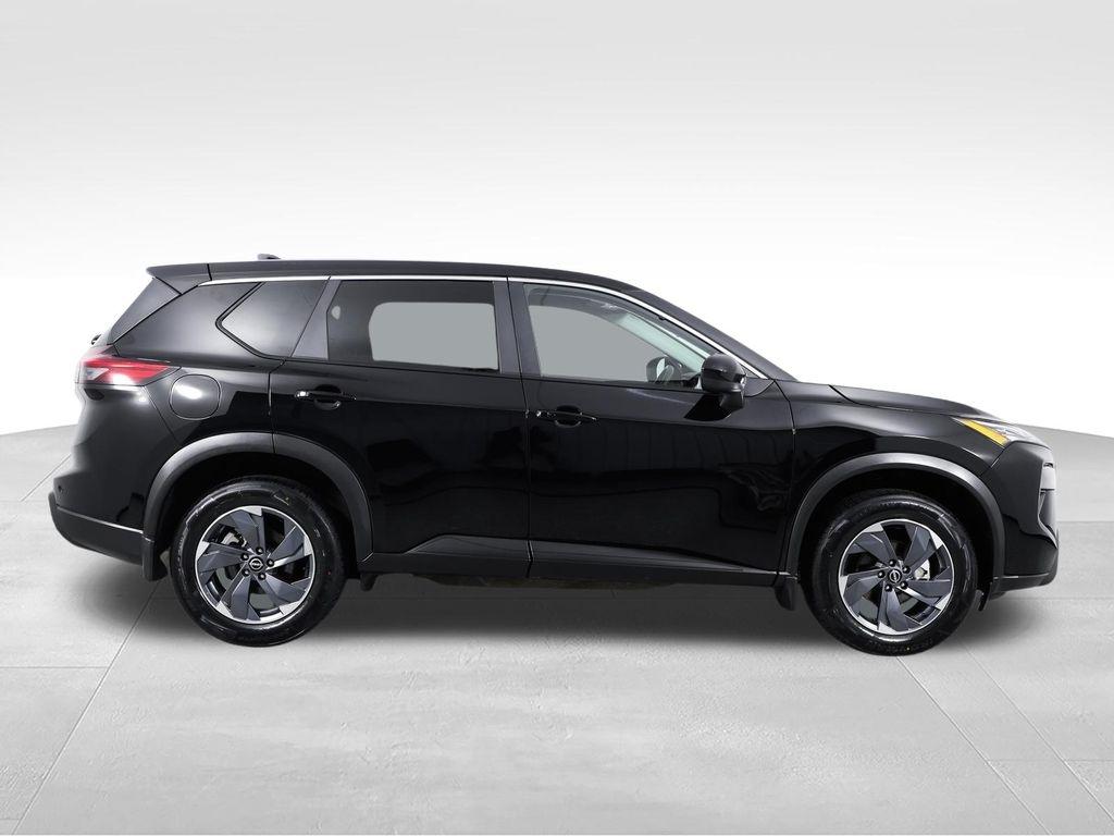 Nissan Rogue FWD SV 2025