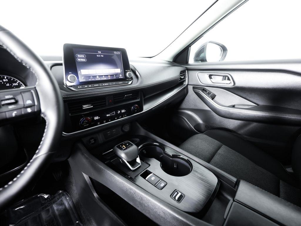 Nissan Rogue FWD SV 2025
