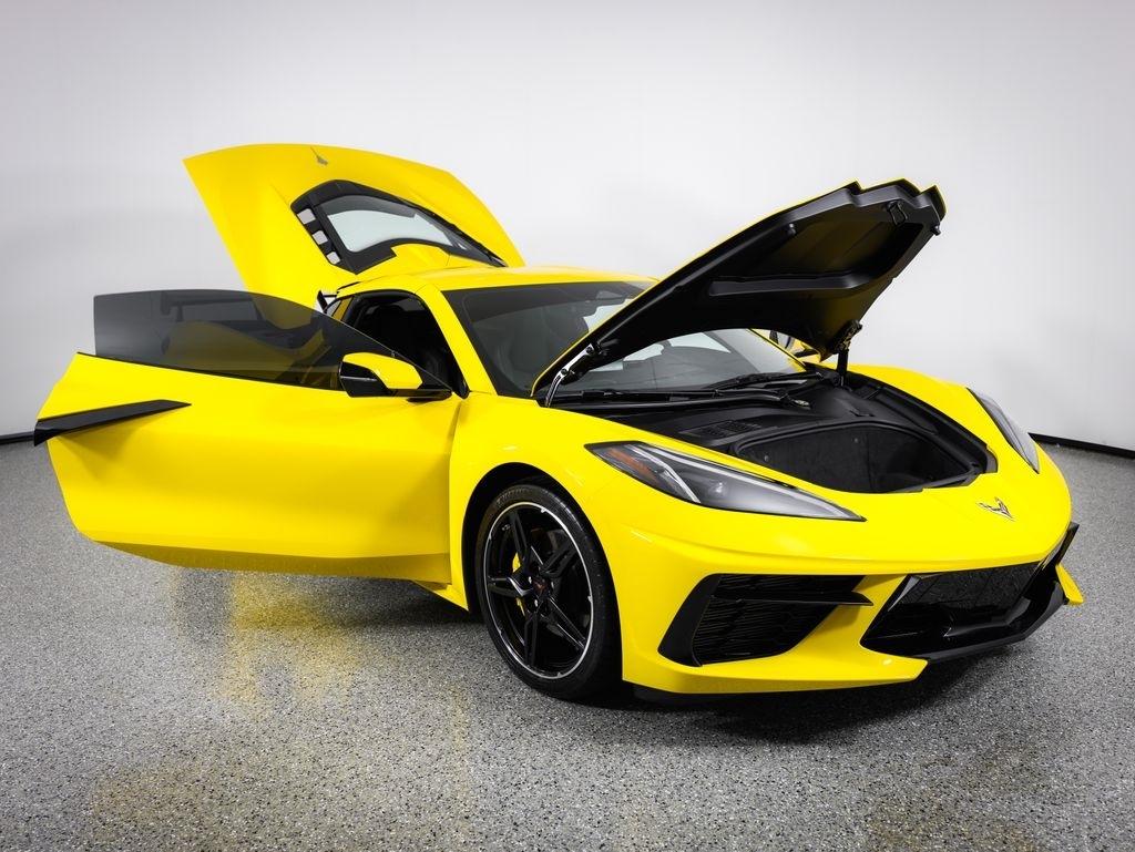 Chevrolet Corvette 2dr Stingray Cpe w/1LT 2025