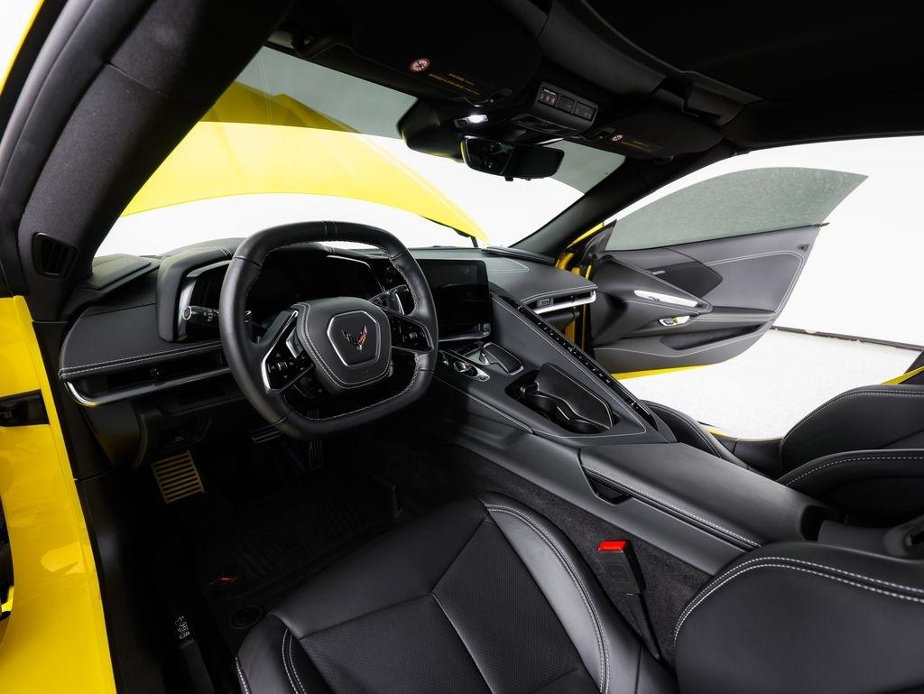 Chevrolet Corvette 2dr Stingray Cpe w/1LT 2025