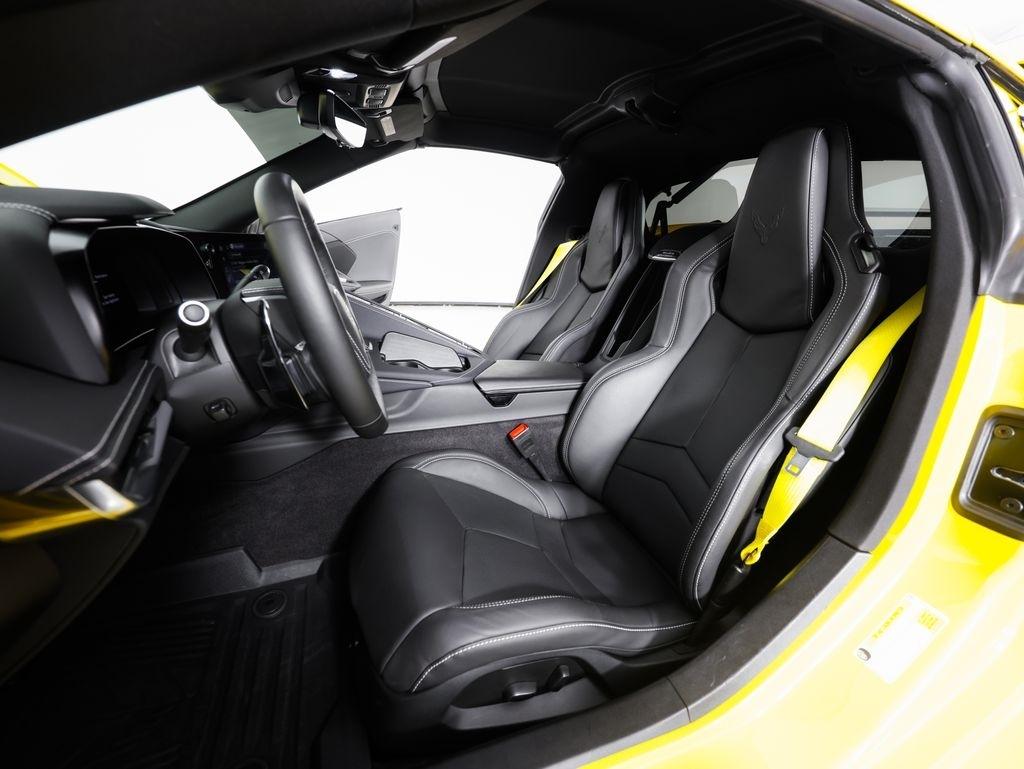 Chevrolet Corvette 2dr Stingray Cpe w/1LT 2025