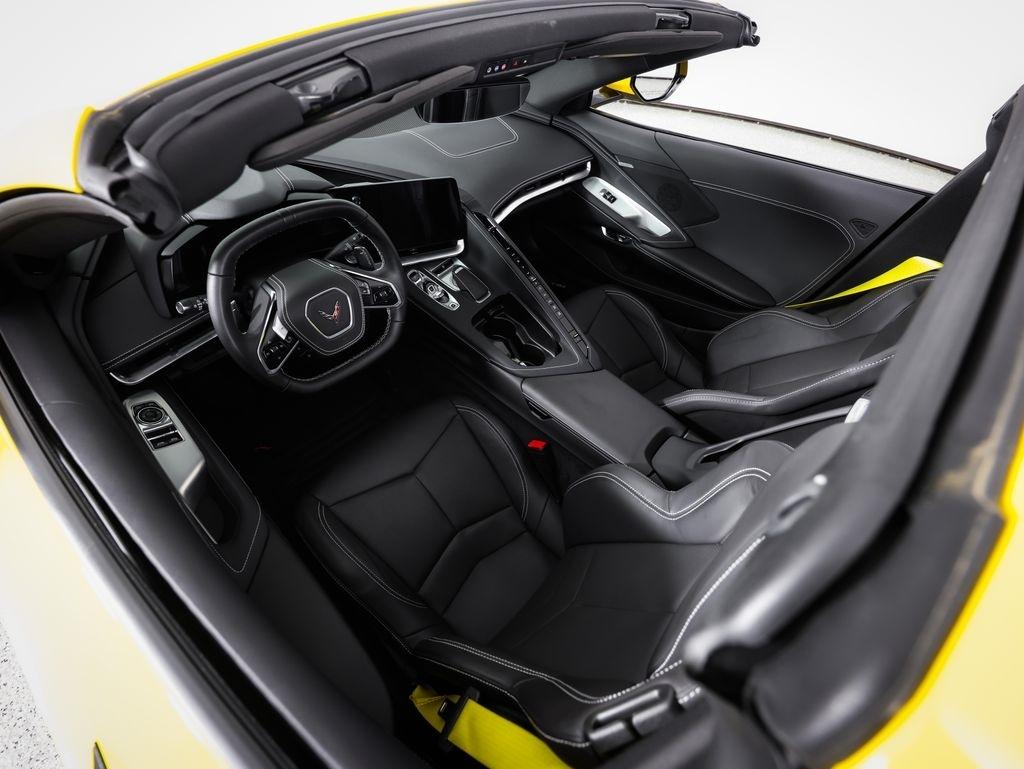 Chevrolet Corvette 2dr Stingray Cpe w/1LT 2025