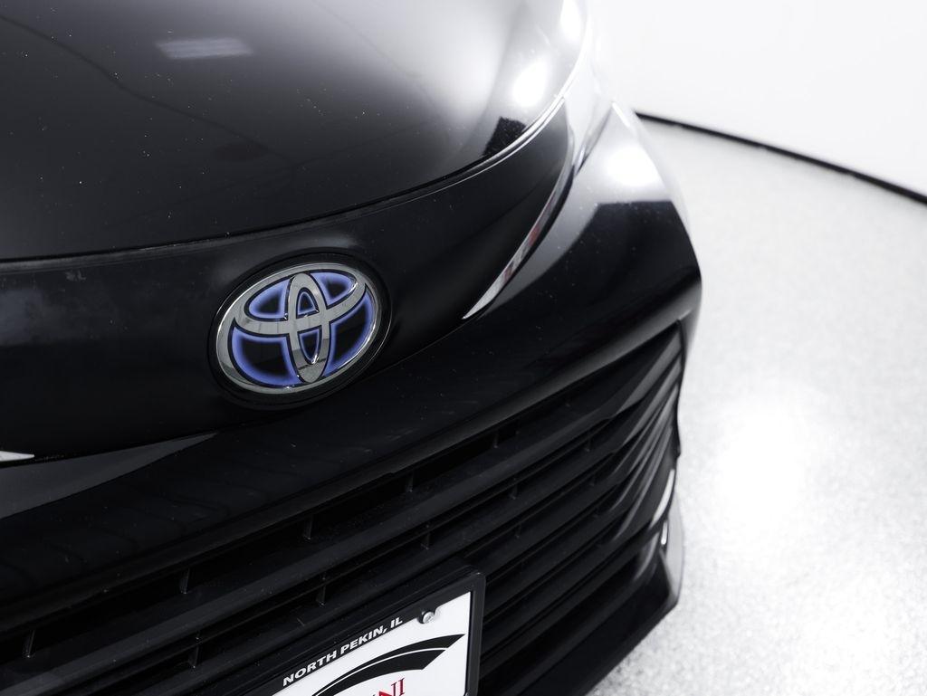 Toyota Sienna LE AWD 8-Passenger (Natl) 2023