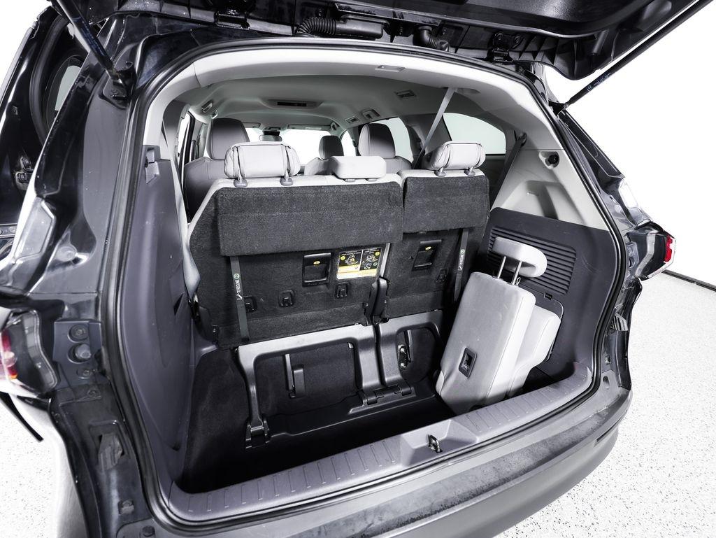 Toyota Sienna LE AWD 8-Passenger (Natl) 2023