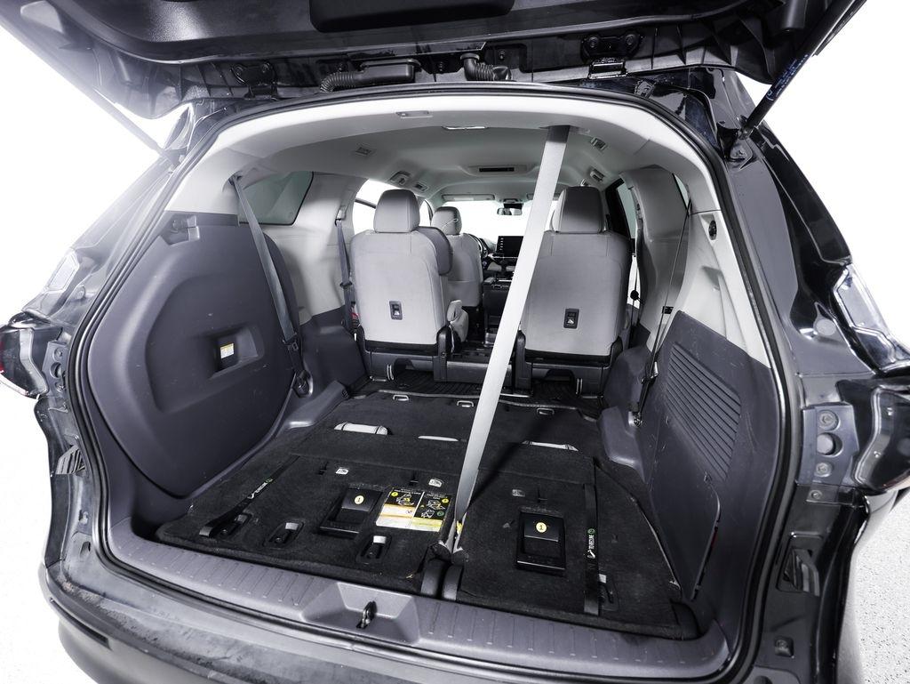 Toyota Sienna LE AWD 8-Passenger (Natl) 2023