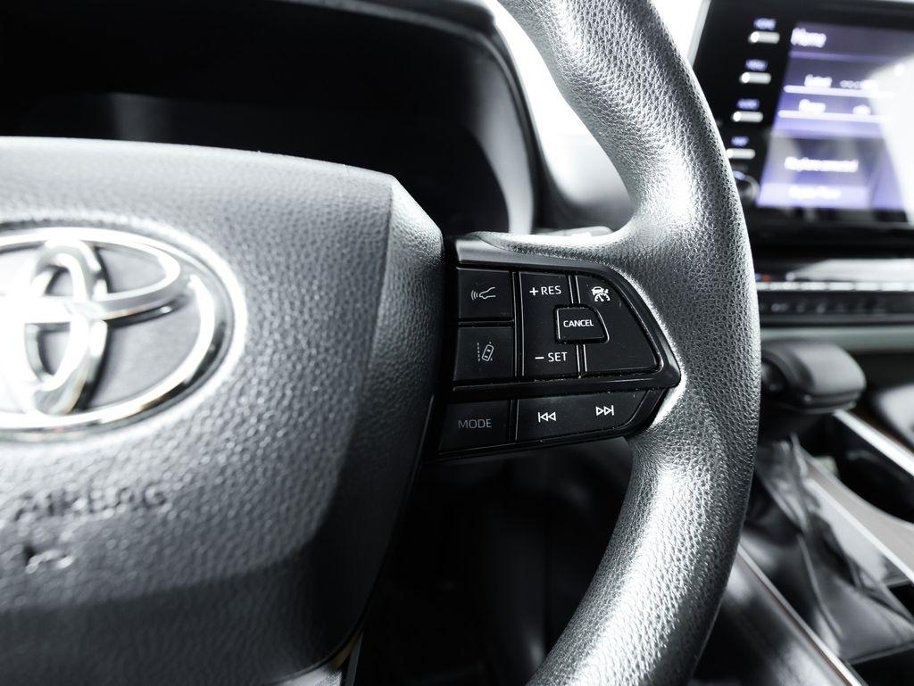 Toyota Sienna LE AWD 8-Passenger (Natl) 2023