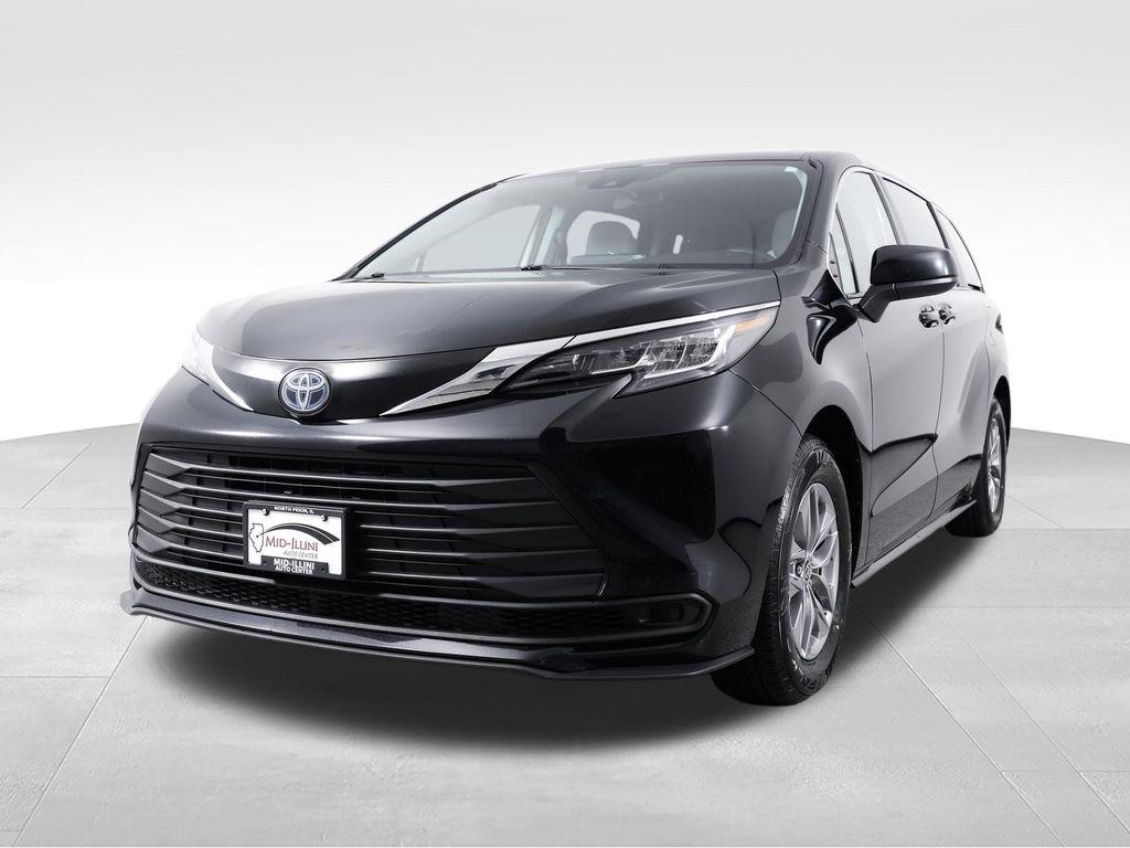Toyota Sienna LE AWD 8-Passenger (Natl) 2023