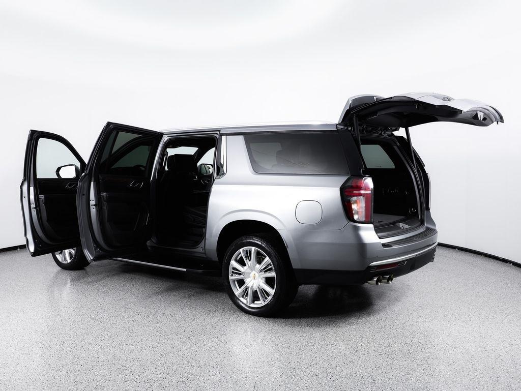Chevrolet Suburban 4WD 4dr High Country 2021
