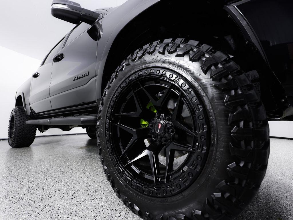 RAM 1500 Big Horn 4x4 Crew Cab 5'7" Box 2026