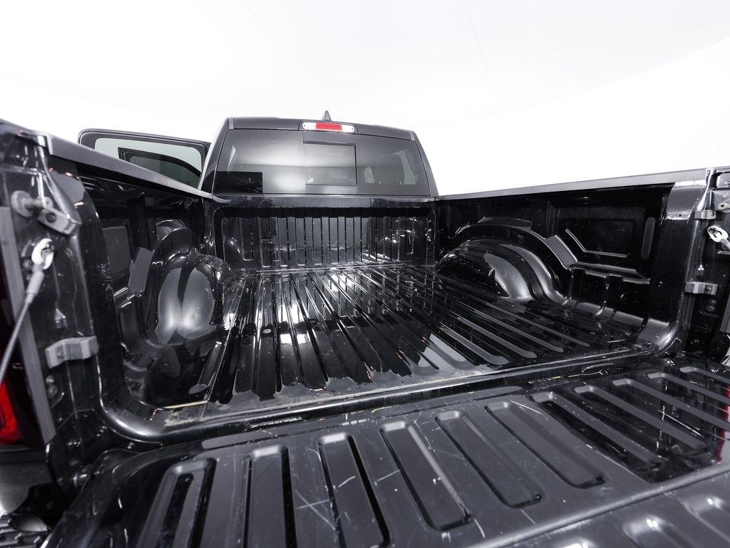 RAM 1500 Big Horn 4x4 Crew Cab 5'7" Box 2026