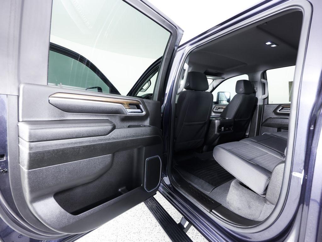 Chevrolet Silverado 3500HD 4WD Crew Cab 159" LT 2024