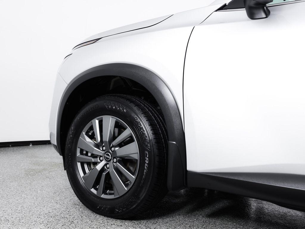 Nissan Pathfinder SV 4WD 2025