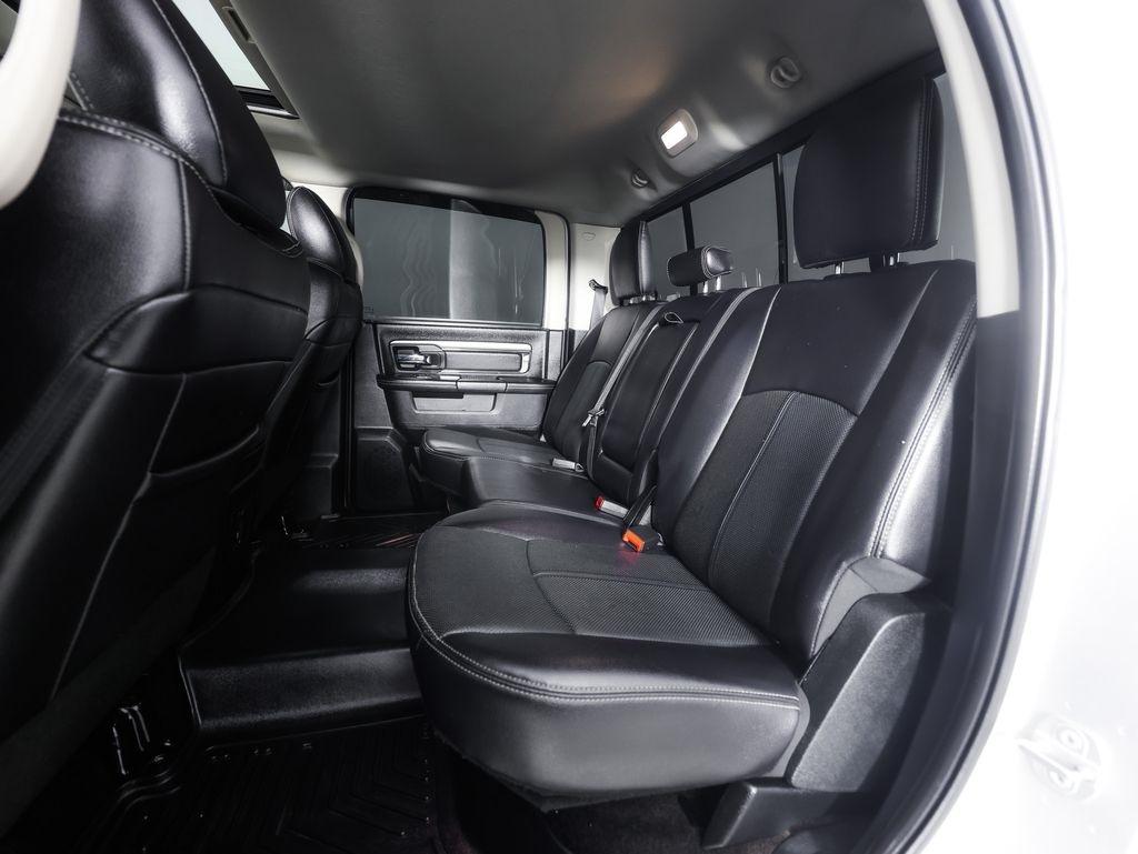 RAM 1500 Night 4x4 Crew Cab 5'7" Box *Ltd Avail* 2018