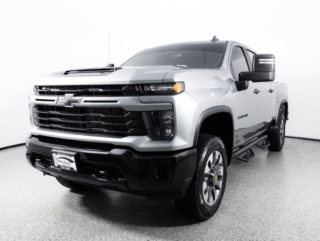 Chevrolet Silverado 2500HD 4WD Crew Cab 159" Custom 2024