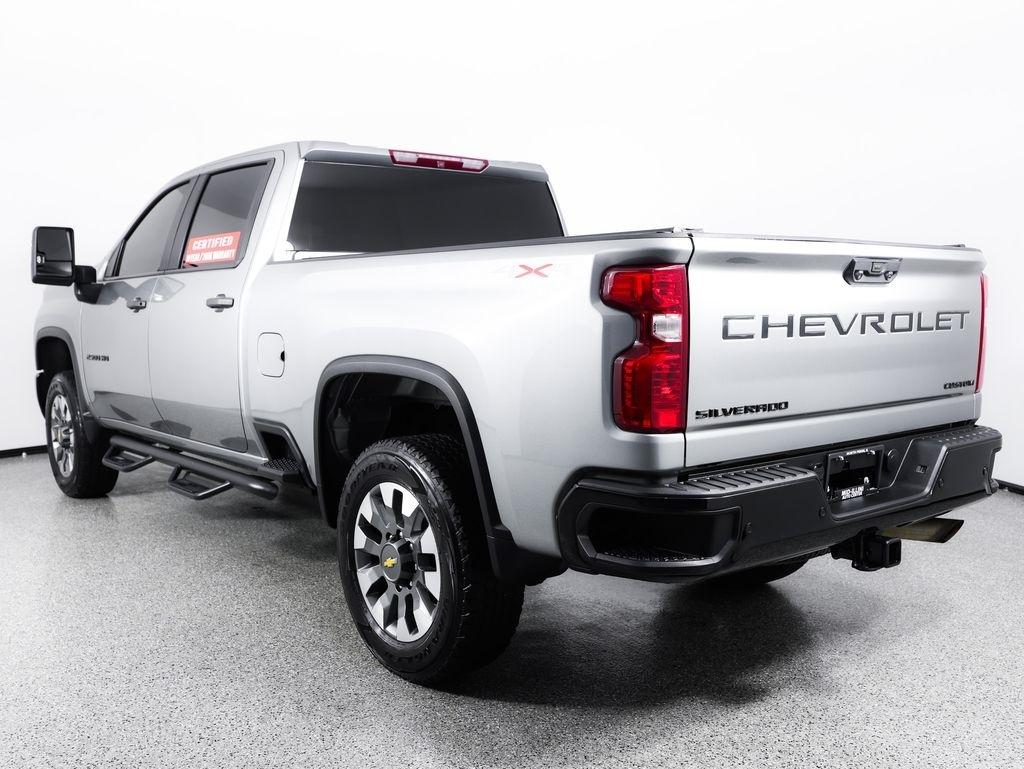 Chevrolet Silverado 2500HD 4WD Crew Cab 159" Custom 2024