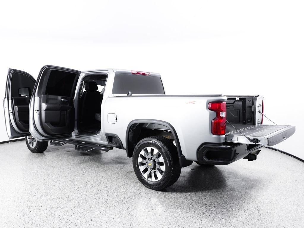 Chevrolet Silverado 2500HD 4WD Crew Cab 159" Custom 2024