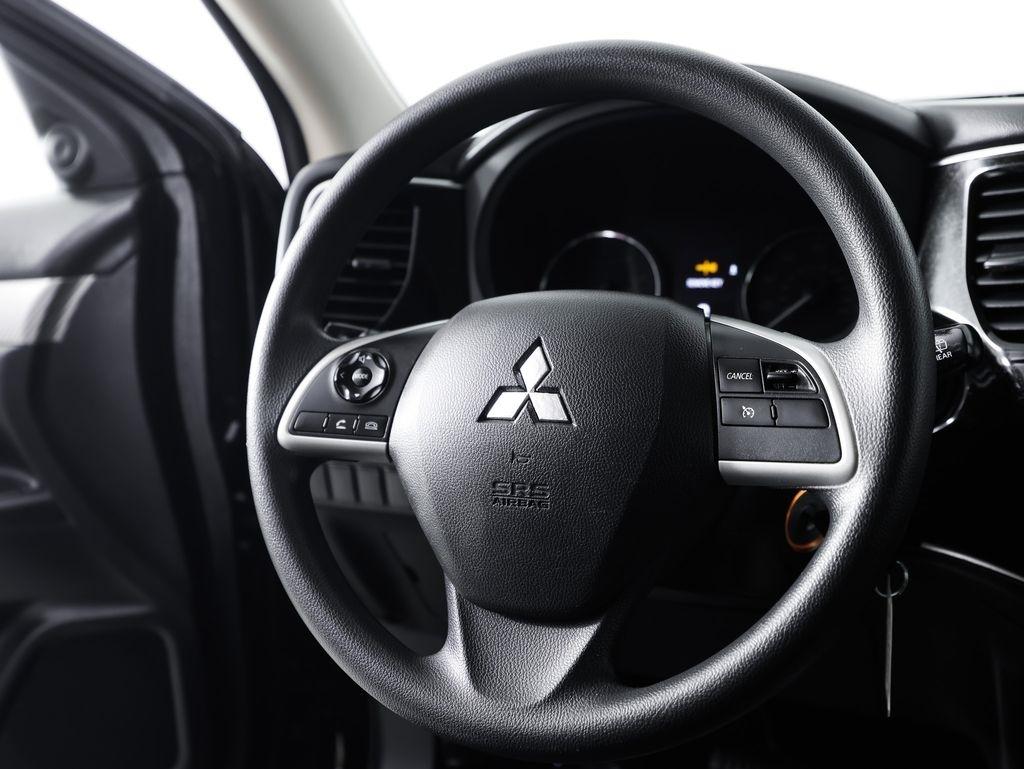 Mitsubishi Outlander ES FWD 2018