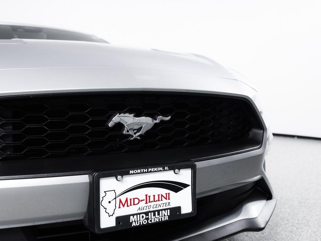 Ford Mustang EcoBoost Convertible 2021
