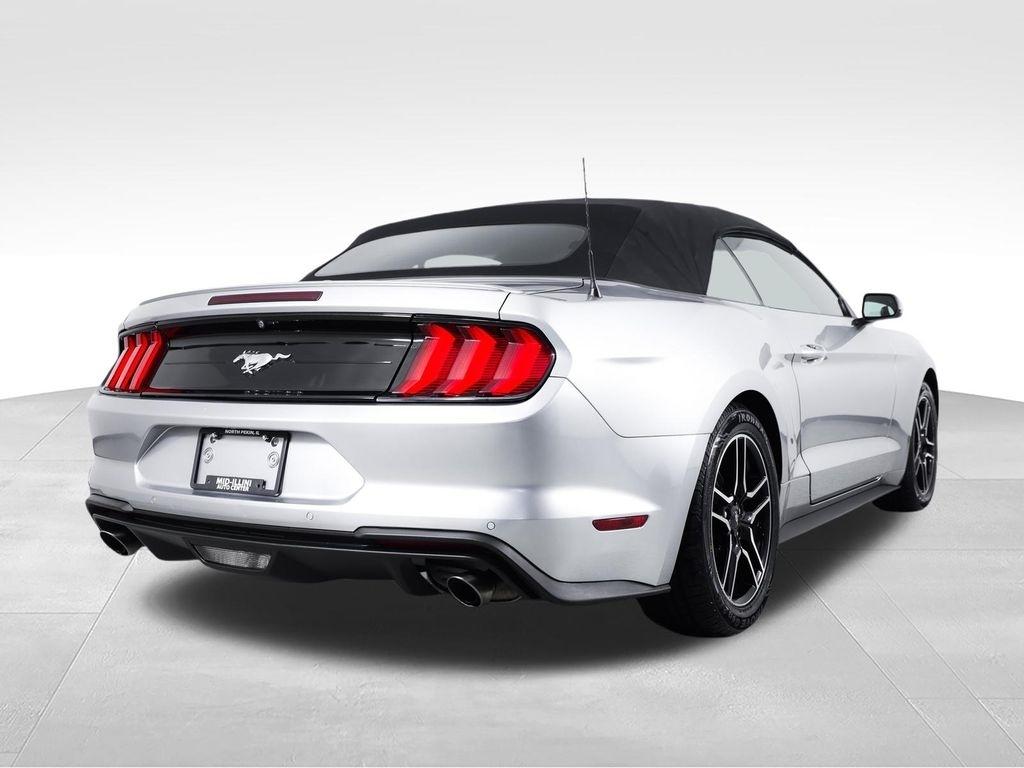 Ford Mustang EcoBoost Convertible 2021