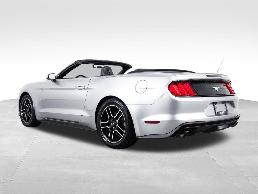 Ford Mustang EcoBoost Convertible 2021