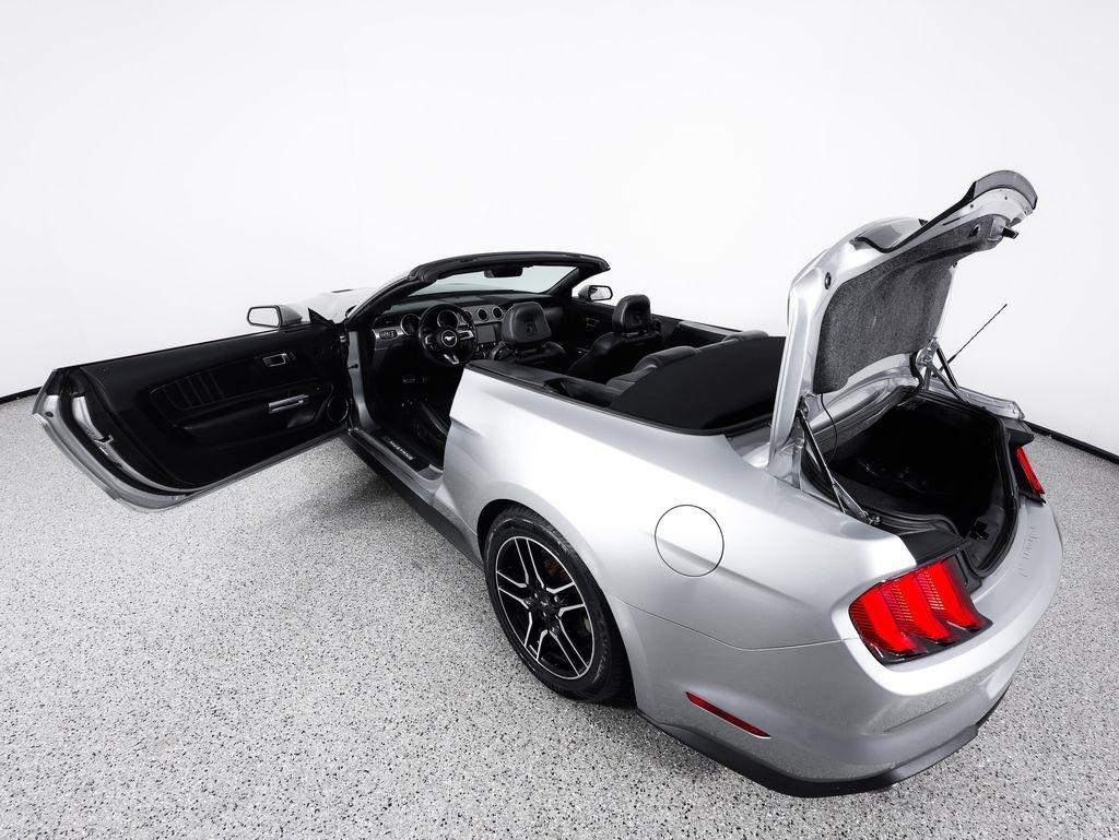 Ford Mustang EcoBoost Convertible 2021