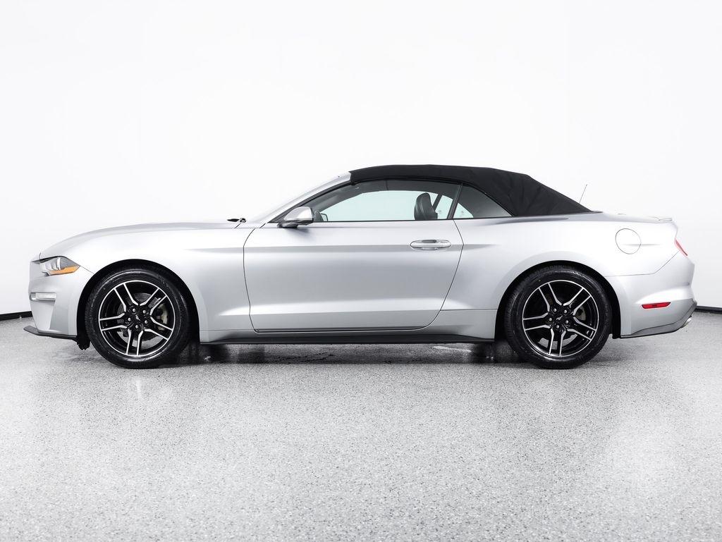 Ford Mustang EcoBoost Convertible 2021