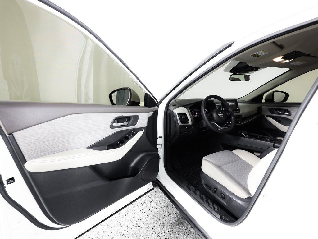 Nissan Rogue AWD SV 2023