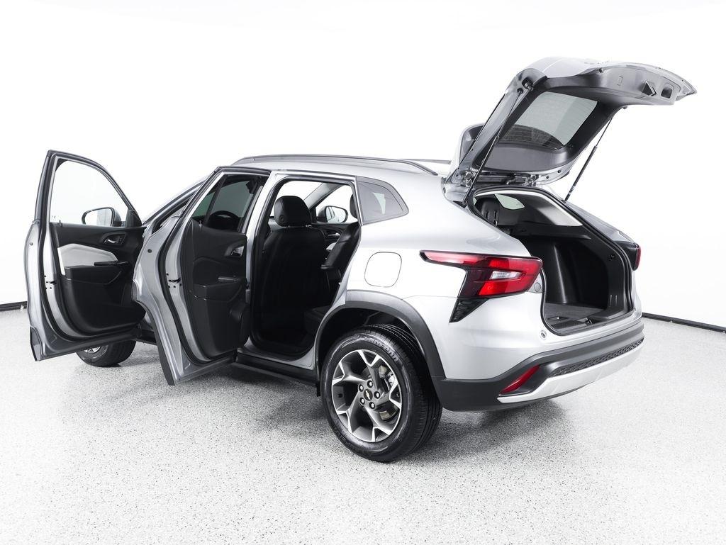 Chevrolet Trax FWD 4dr LT 2025