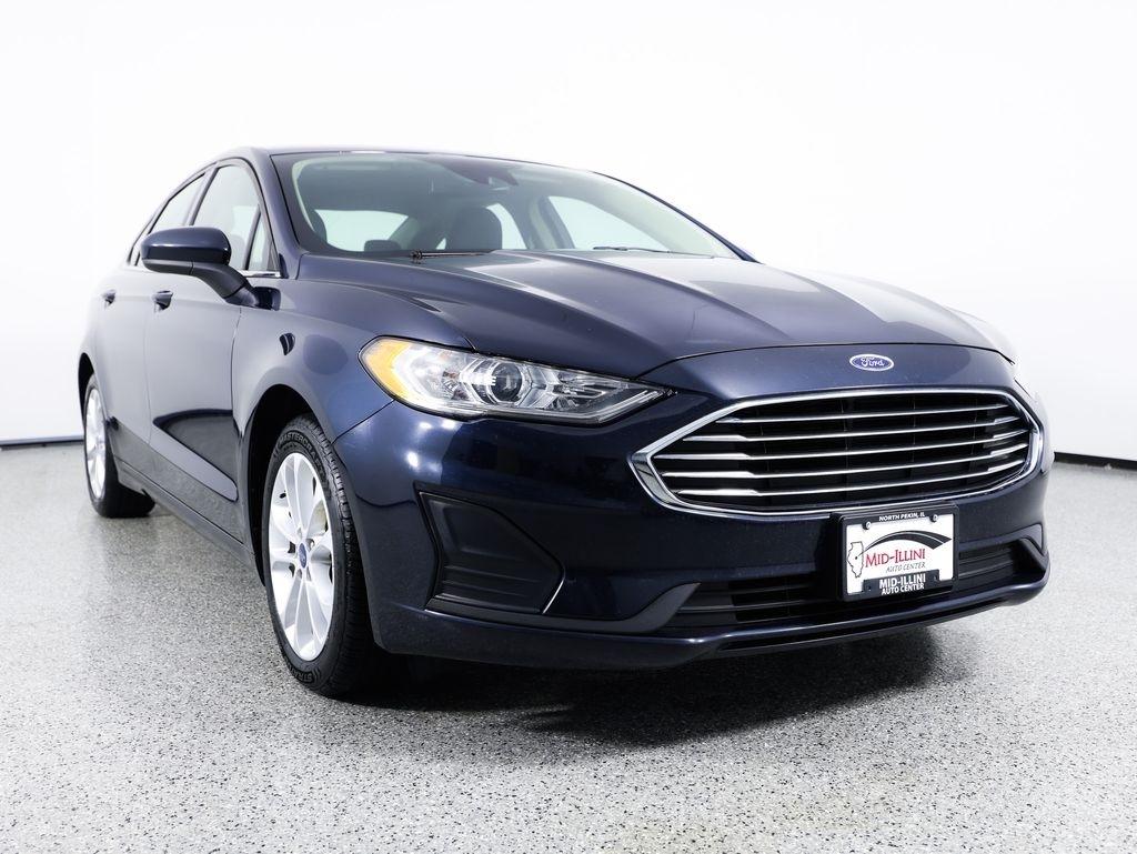 Ford Fusion Hybrid SE FWD 2020