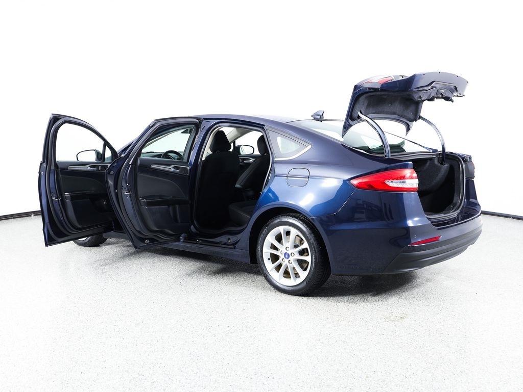 Ford Fusion Hybrid SE FWD 2020