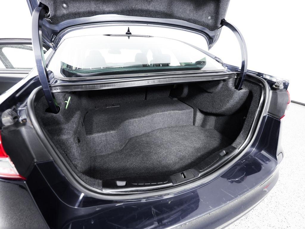 Ford Fusion Hybrid SE FWD 2020