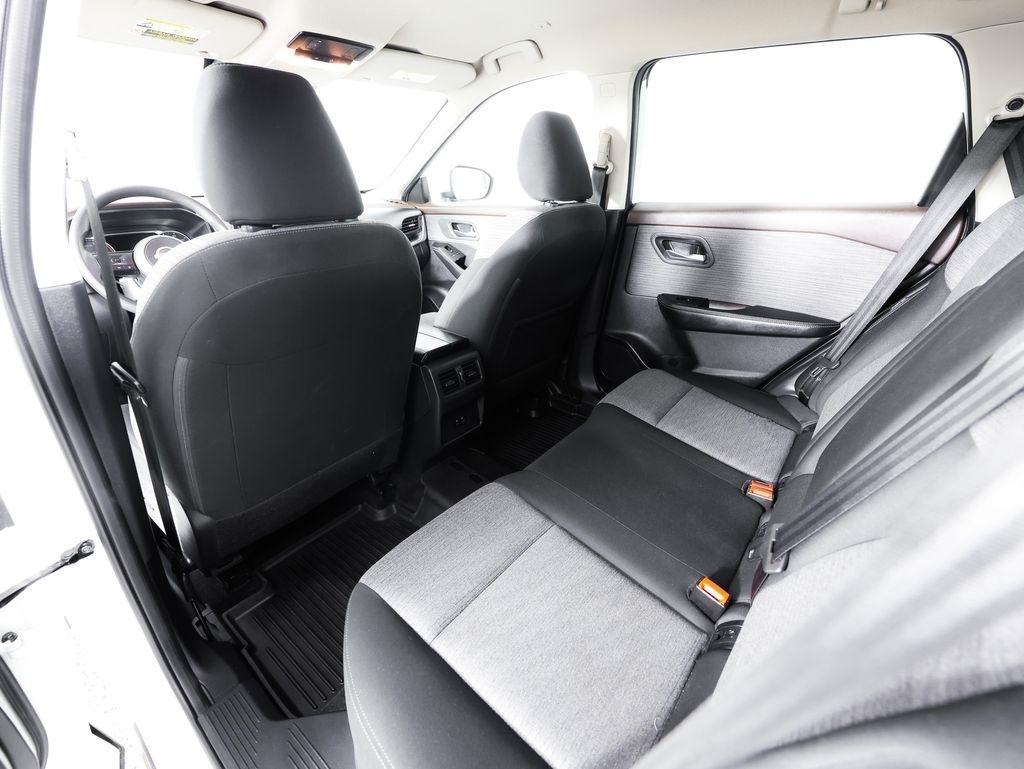 Nissan Rogue AWD SV *Ltd Avail* 2023