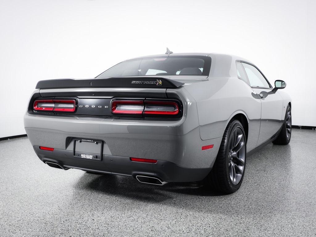 Dodge Challenger R/T Scat Pack RWD 2023
