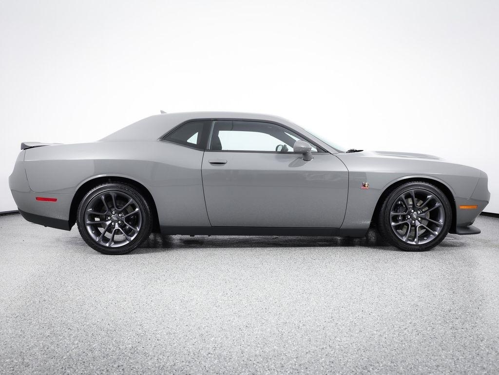 Dodge Challenger R/T Scat Pack RWD 2023