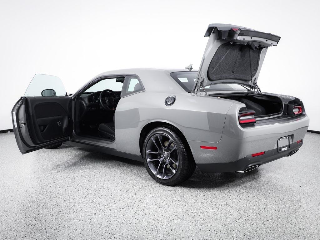 Dodge Challenger R/T Scat Pack RWD 2023